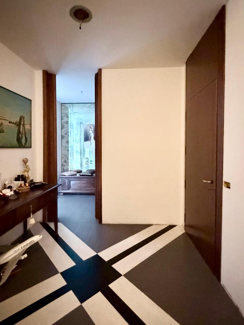 Elegante quadrilocale a Varese