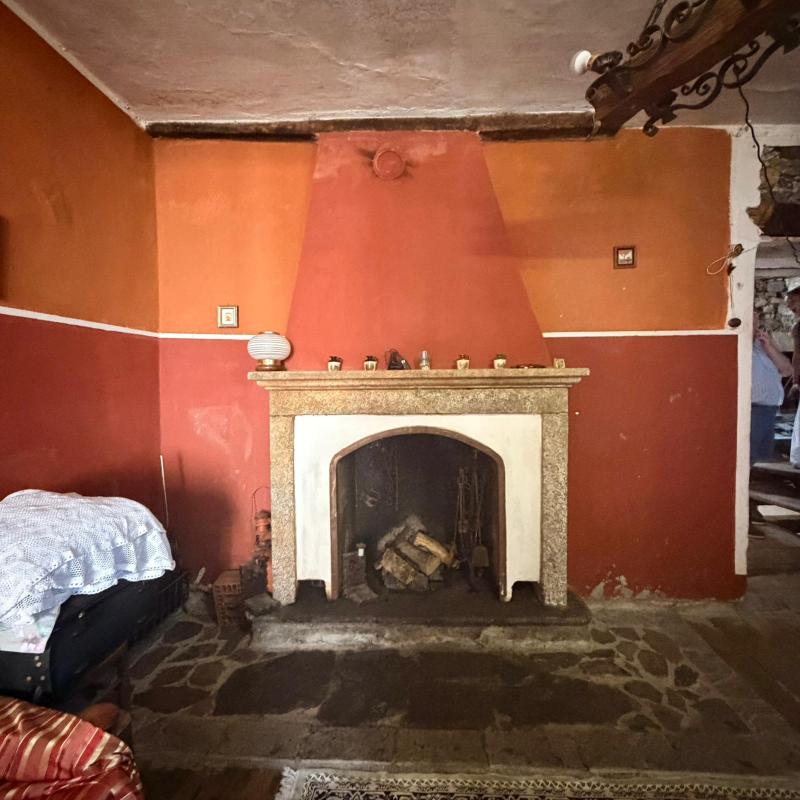 CASA IN PIETRA A CURIGLIA